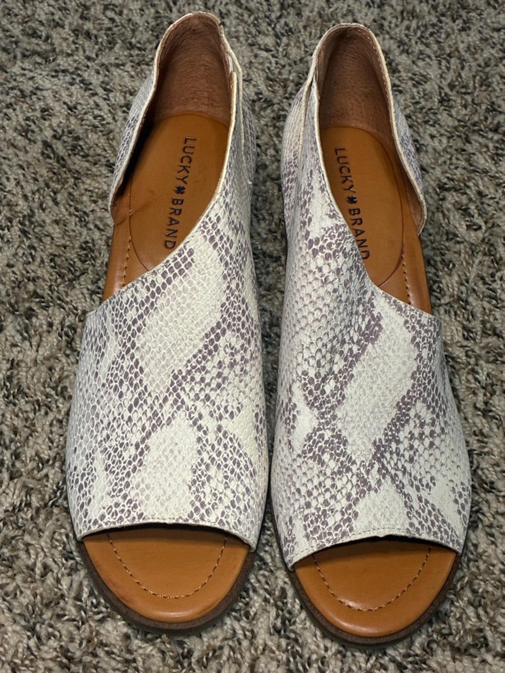 Lucky Brand Women's Snake-Print Open-Toe Mules in White and Taupe